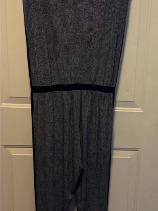 Michael Kors Gray Herringbone Jumpsuit with Black Waist Tie - Picture 2 of 8
